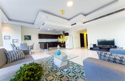 Apartment - 2 Bedrooms - 3 Bathrooms for rent in Al Juffair - Capital Governorate