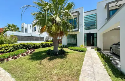 Villa - 5 Bedrooms - 6 Bathrooms for sale in Tala Island - Amwaj Islands - Muharraq Governorate