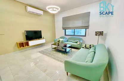 Apartment - 2 Bedrooms - 2 Bathrooms for rent in Janabiya - Northern Governorate