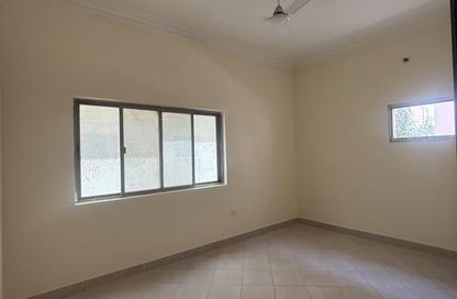 Apartment - 2 Bedrooms - 2 Bathrooms for rent in Zinj - Manama - Capital Governorate