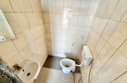 Warehouse - Studio - 1 Bathroom for rent in Hidd - Muharraq Governorate