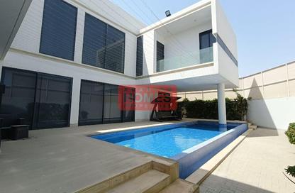 Villa - 5 Bedrooms - 7 Bathrooms for rent in Mahooz - Manama - Capital Governorate