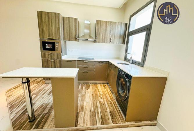 994731 - Property Image 2