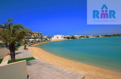 Villa - 5 - 6 for rent in Najma - Amwaj Islands - Muharraq Governorate