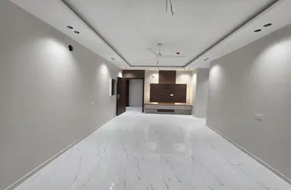 Apartment - 4 Bedrooms - 4 Bathrooms for sale in Hidd - Muharraq Governorate