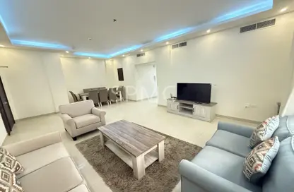 Apartment - 2 Bedrooms - 2 Bathrooms for rent in Al Juffair - Capital Governorate