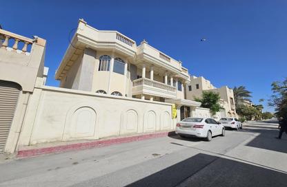 Villa - 4 Bedrooms - 6 Bathrooms for sale in Zinj - Manama - Capital Governorate