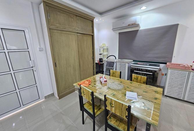 2OvhLBm4ck4 - Property Image 3