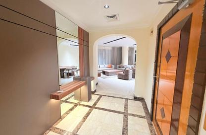 Apartment - 3 Bedrooms - 4 Bathrooms for rent in Al Juffair - Capital Governorate