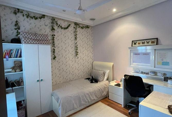 53432174 - Property Image 3
