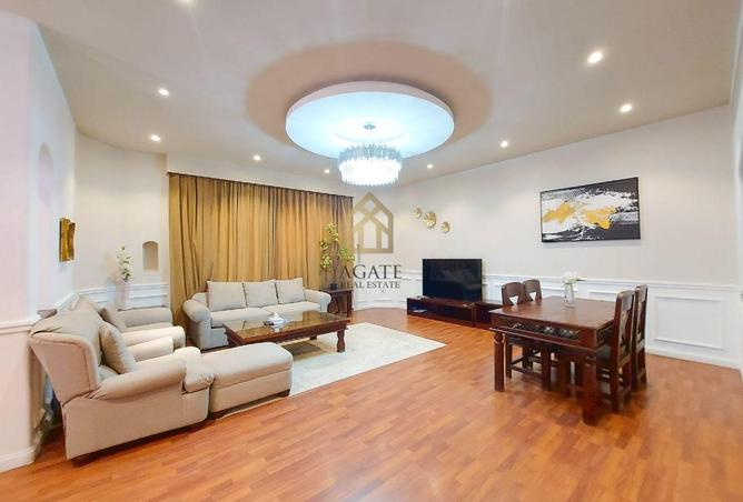 994463 - Property Image 3