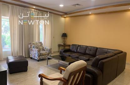 Villa - 4 Bedrooms - 4 Bathrooms for rent in Al Juffair - Capital Governorate