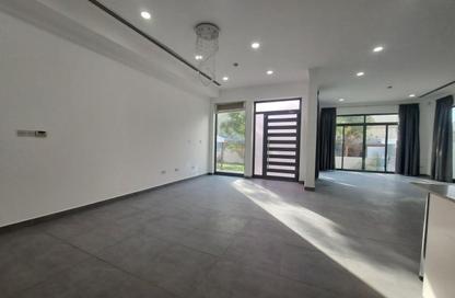 Villa - 4 Bedrooms - 4 Bathrooms for rent in Janabiya - Northern Governorate