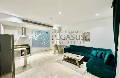 Apartment - 2 Bedrooms - 2 Bathrooms for rent in Segaya - Manama - Capital Governorate
