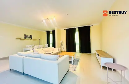 Apartment - 2 Bedrooms - 2 Bathrooms for rent in Al Burhama - Manama - Capital Governorate