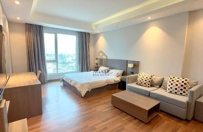 Apartment - Studio - 1 Bathroom for rent in Sanabis - Manama - Capital Governorate