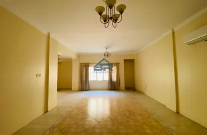 Apartment - 4 Bedrooms - 4 Bathrooms for rent in Um Al Hasam - Manama - Capital Governorate
