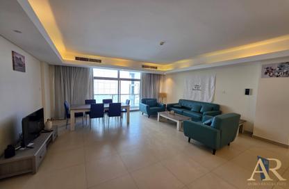 Apartment - 2 Bedrooms - 3 Bathrooms for rent in Busaiteen - Muharraq Governorate