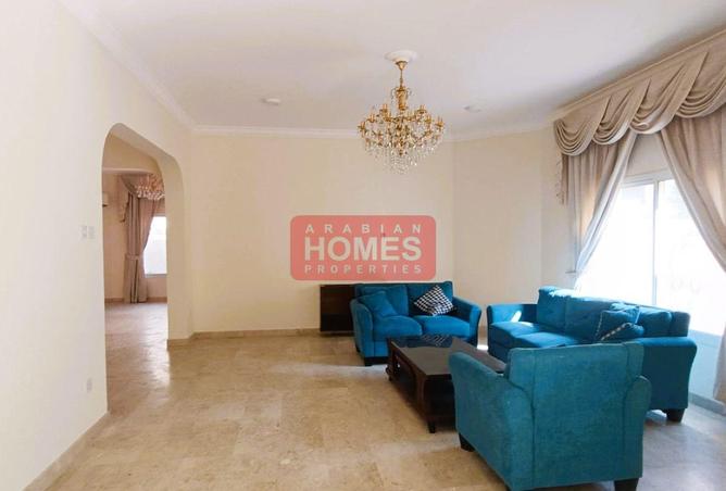 996192 - Property Image 2