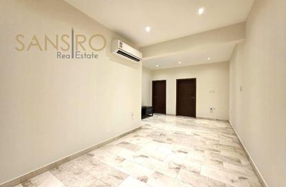 Villa - 2 - 2 for rent in Janabiya - Northern Governorate