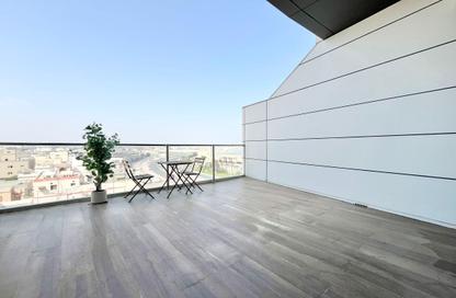 Apartment - 1 Bedroom - 2 Bathrooms for rent in Sanabis - Manama - Capital Governorate