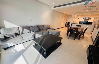 Apartment - 3 Bedrooms - 5 Bathrooms for rent in Reef Island - Capital Governorate