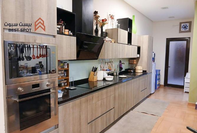 994466 - Property Image 2