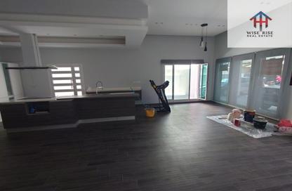 Apartment - 3 Bedrooms - 3 Bathrooms for rent in Tubli - Central Governorate