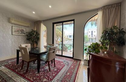 Villa - 2 - 3 for rent in Al Marsa Floating City - Amwaj Islands - Muharraq Governorate