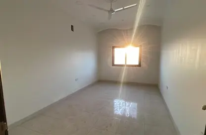 شقة - 2 غرف نوم - 2 حمامات للايجار في جنوسان - المحافظة الشمالية