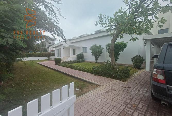 51583738 - Property Image 2