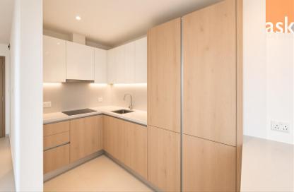 Apartment - 2 Bedrooms - 3 Bathrooms for rent in Seef - Capital Governorate