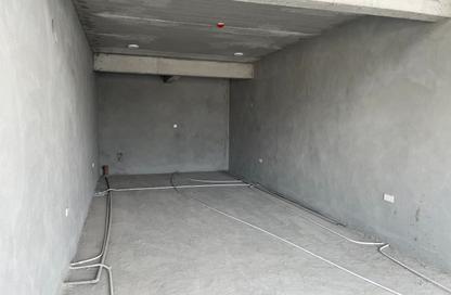 Shop - Studio for rent in Busaiteen - Muharraq Governorate