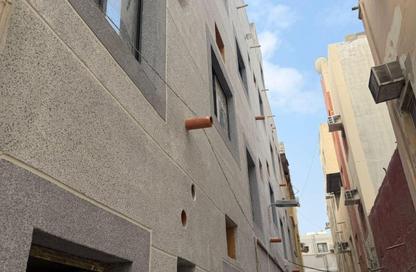 عمارة بالكامل - 8 غرف نوم - 8 حمامات للبيع في القضيبية - المنامة - محافظة العاصمة
