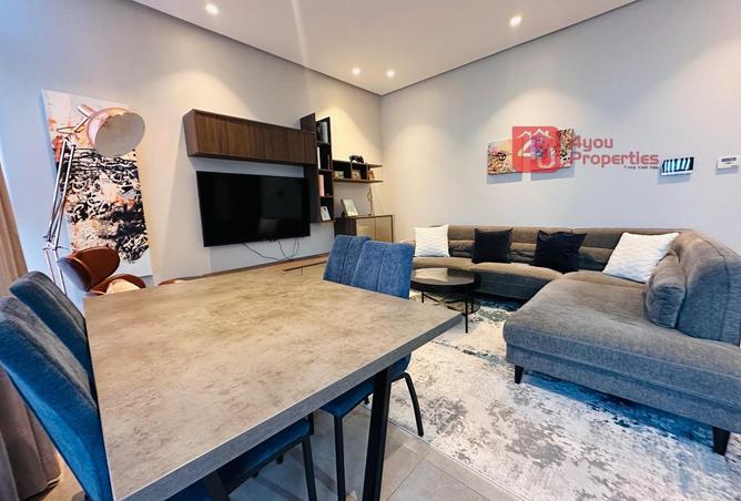 1002012 - Property Image 2