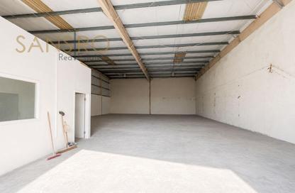 Warehouse - Studio - 1 Bathroom for rent in Sitra - Central Governorate