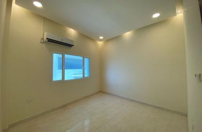 Office Space - Studio - 3 for rent in Seef - Capital Governorate