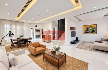 Villa - 4 - 5 for rent in Al Juffair - Capital Governorate