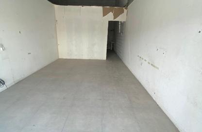 Shop - Studio for rent in Ras Zuwayed - Southern Governorate