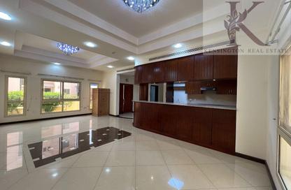 Compound - 4 Bedrooms - 4 Bathrooms for rent in Saar - Northern Governorate Compound - 4 Bedrooms - 4 Bathrooms for rent in Saar - Northern Governorate