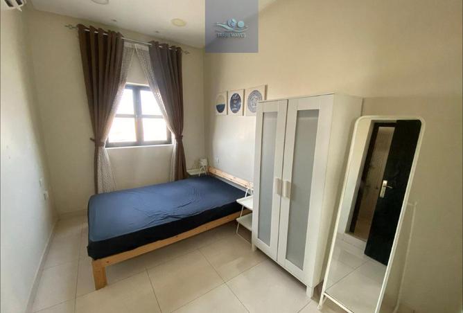 988549 - Property Main Image