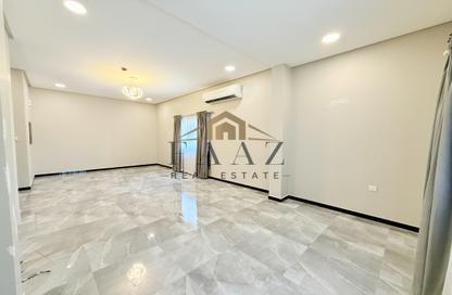 Apartment - 2 Bedrooms - 2 Bathrooms for rent in Zinj - Manama - Capital Governorate