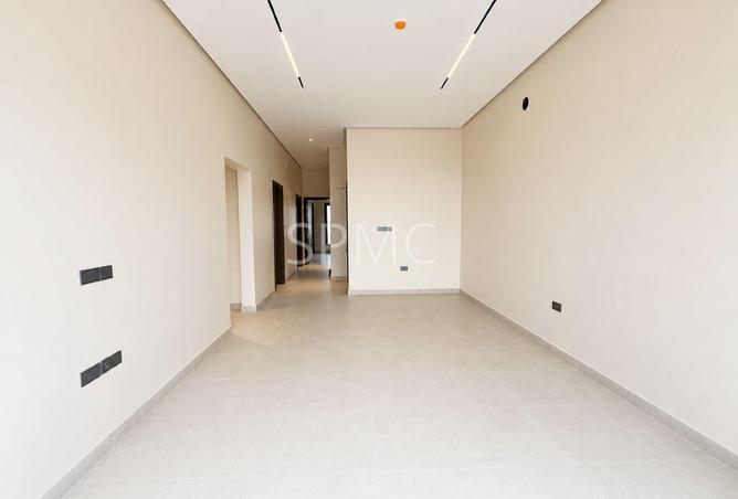 Apartment - 3 Bedrooms - 3 Bathrooms for rent in Tubli - Central Governorate
