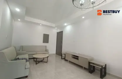 شقة - 2 غرف نوم - 3 حمامات للايجار في الحد - المحرق