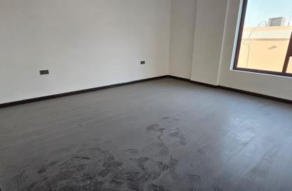 Apartment - 3 - 3 for rent in Sanad - Central Governorate