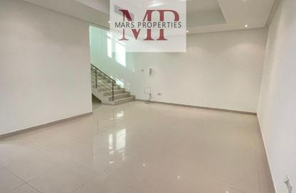 Villa - 4 Bedrooms - 5 Bathrooms for rent in Hamala - Northern Governorate