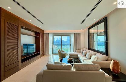 Apartment - 3 Bedrooms - 4 Bathrooms for rent in Reef Island - Capital Governorate