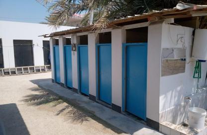 Labor Camp - Studio - 7+ Bathrooms for rent in Sitra - Central Governorate