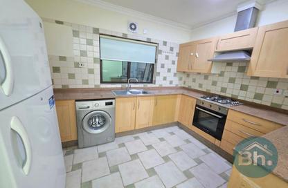 Apartment - 2 - 2 for rent in Al Juffair - Capital Governorate