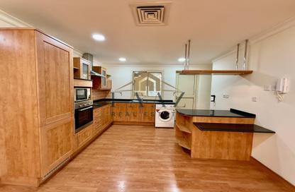 Apartment - 2 Bedrooms - 2 Bathrooms for rent in Mahooz - Manama - Capital Governorate
